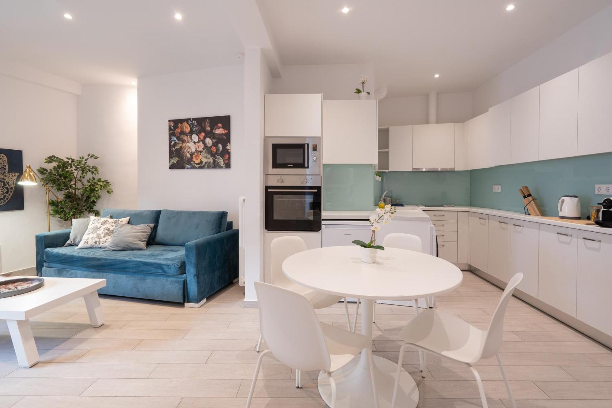 Stunning Cozy Apartment In เอเธนส์ ภายนอก รูปภาพ