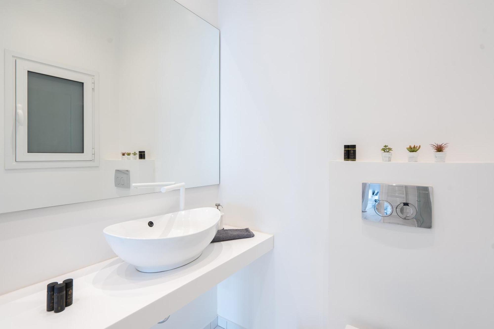 Stunning Cozy Apartment In เอเธนส์ ภายนอก รูปภาพ