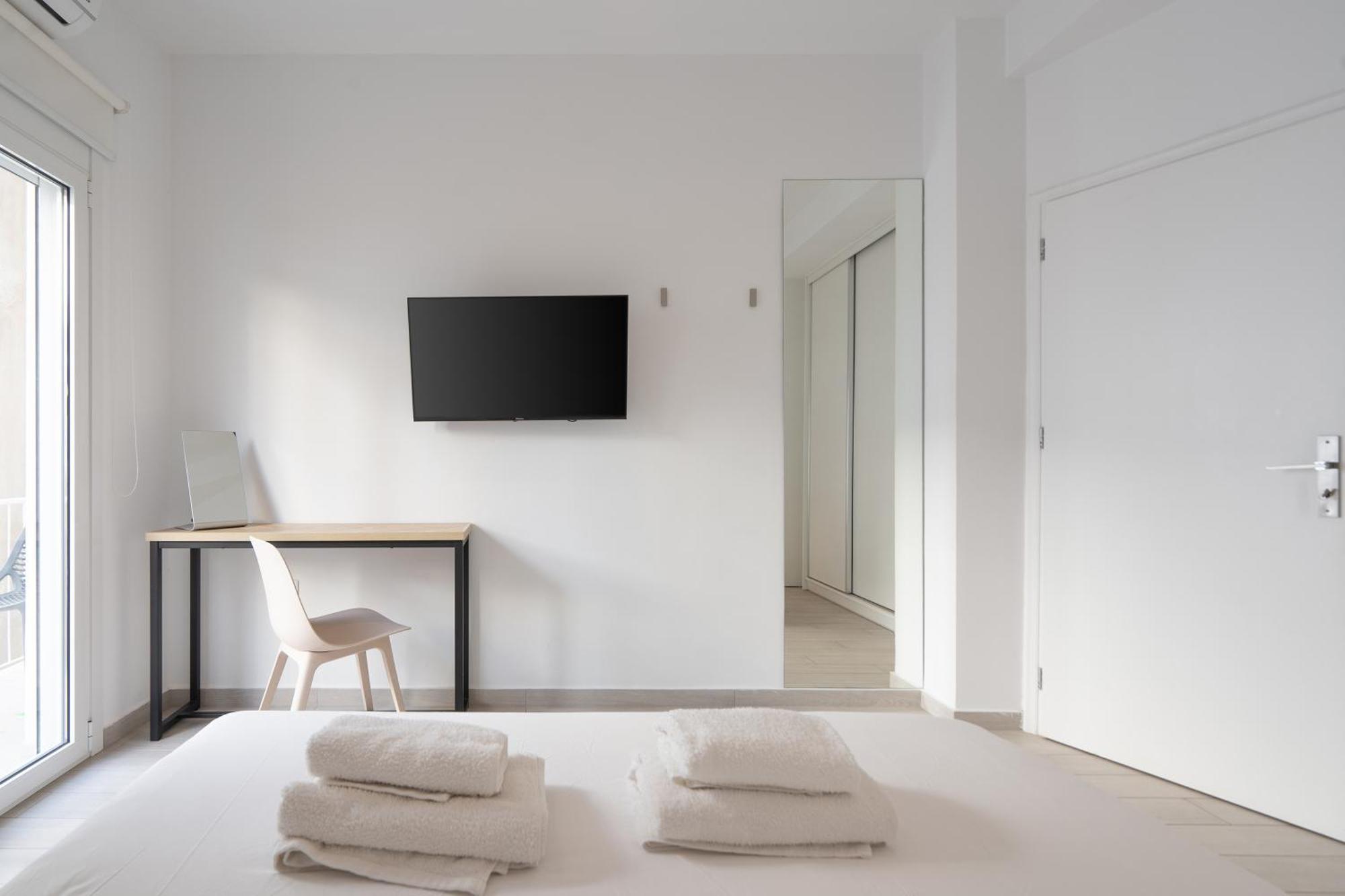 Stunning Cozy Apartment In เอเธนส์ ภายนอก รูปภาพ