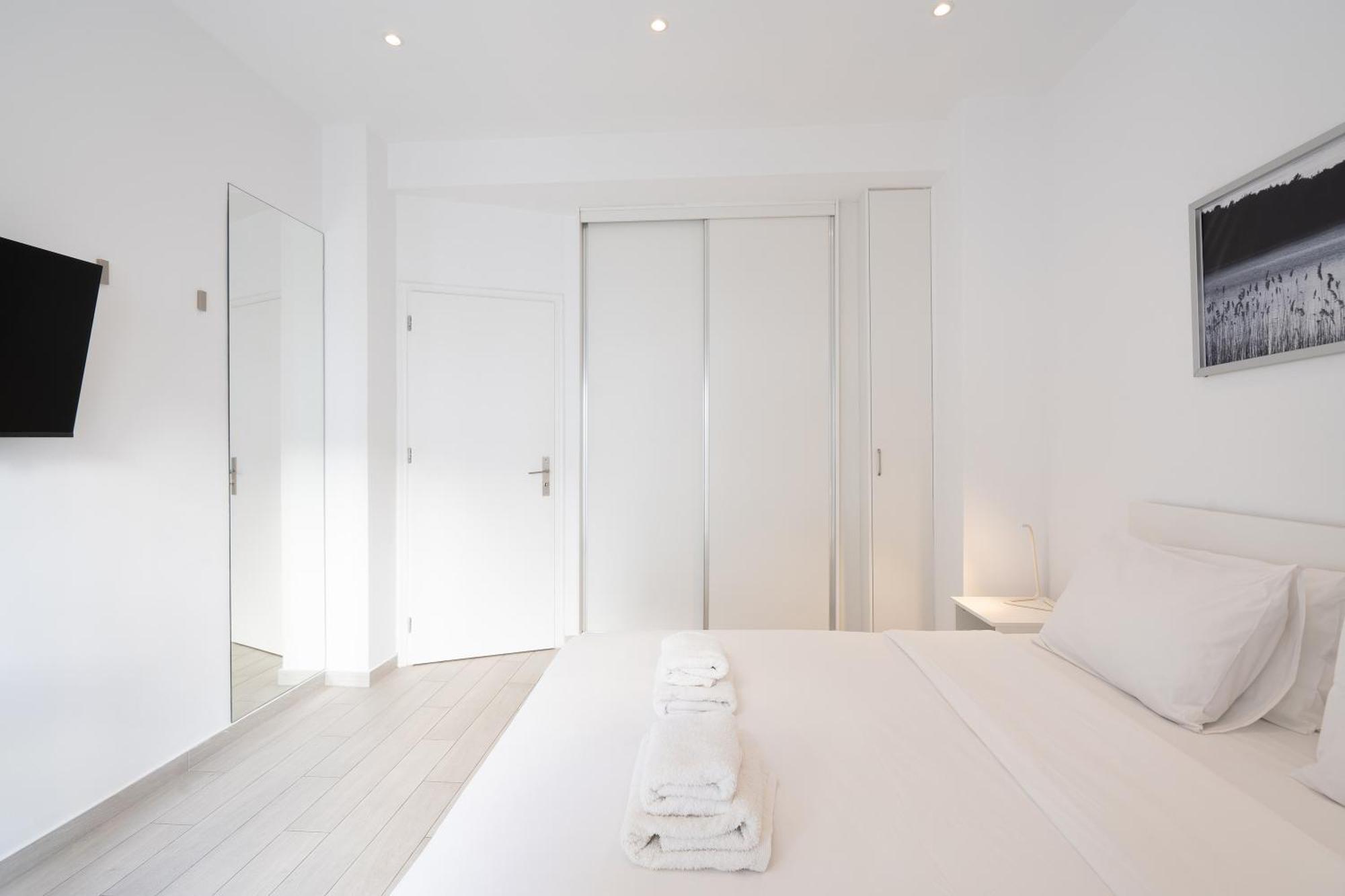 Stunning Cozy Apartment In เอเธนส์ ภายนอก รูปภาพ