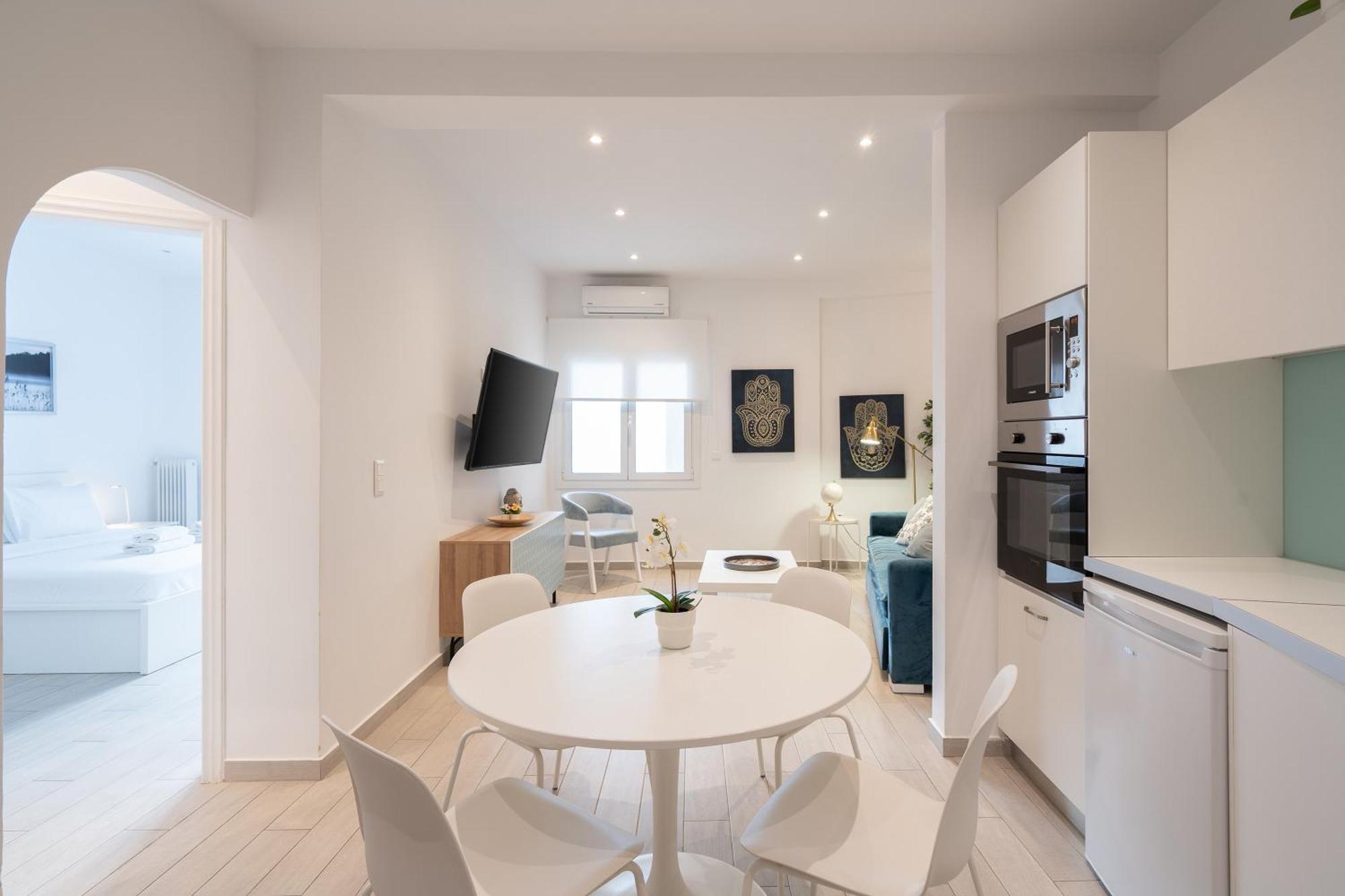 Stunning Cozy Apartment In เอเธนส์ ภายนอก รูปภาพ